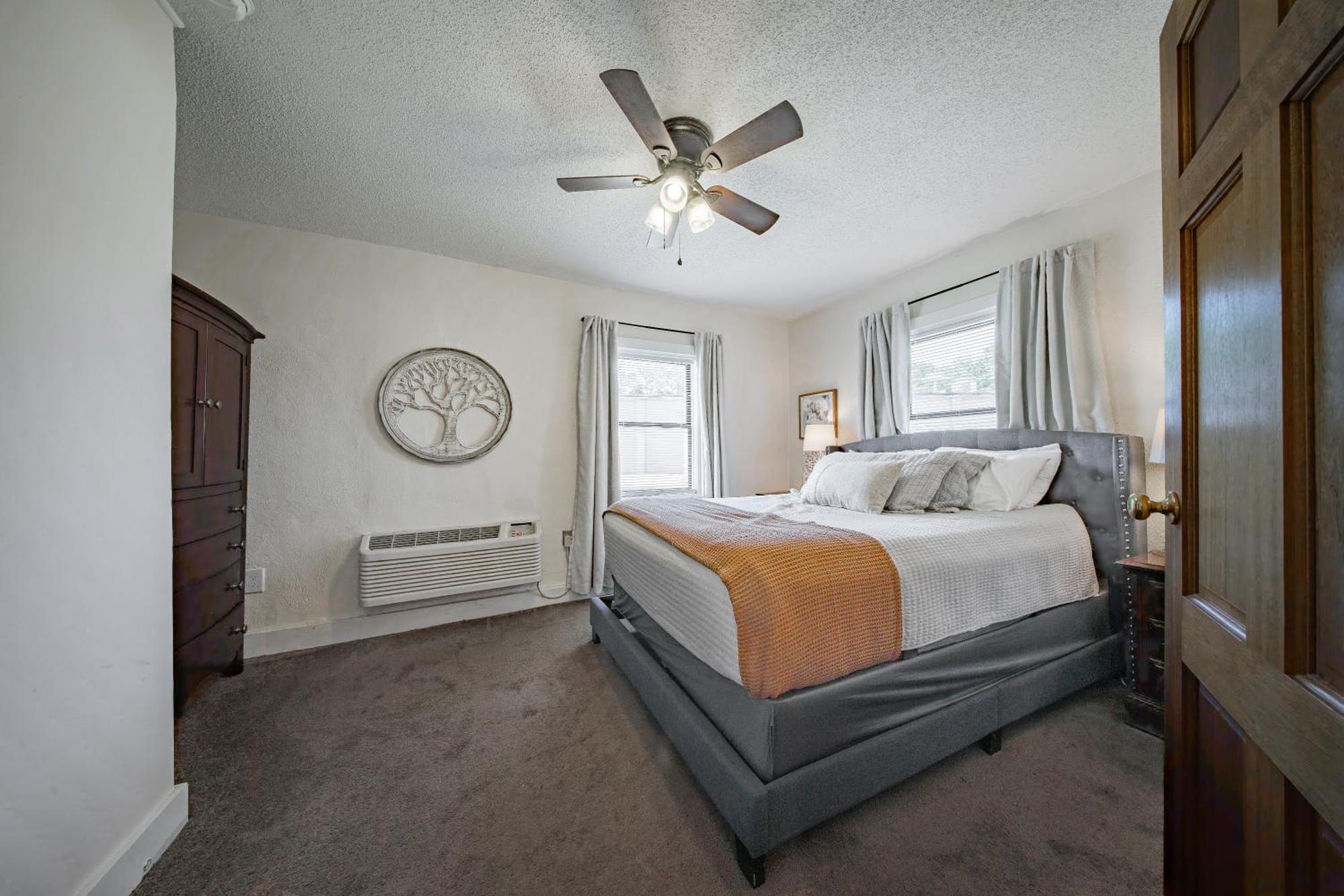 The Flats On Florida St - Super Comfy 2-Bedroom Apartments Mobile Dış mekan fotoğraf